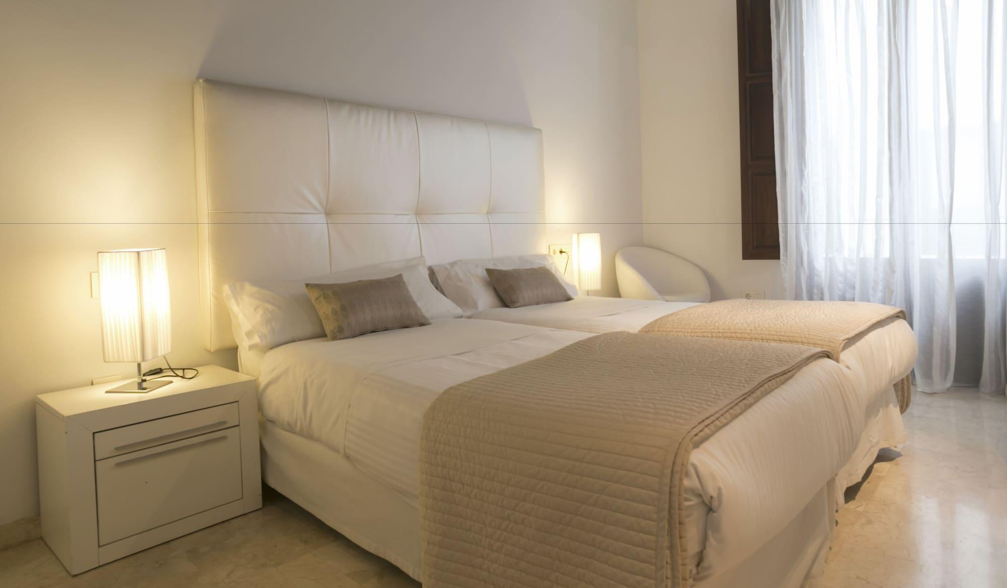 Elvira Suites Гранада Екстериор снимка
